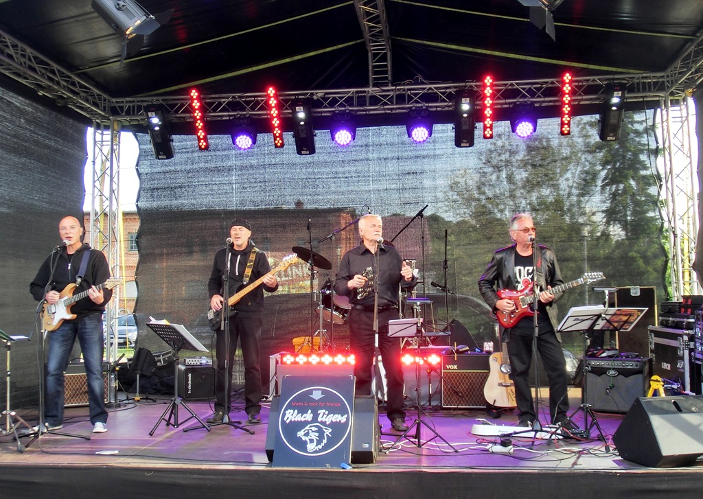 Konzert mit Black Tigers Oldieband
